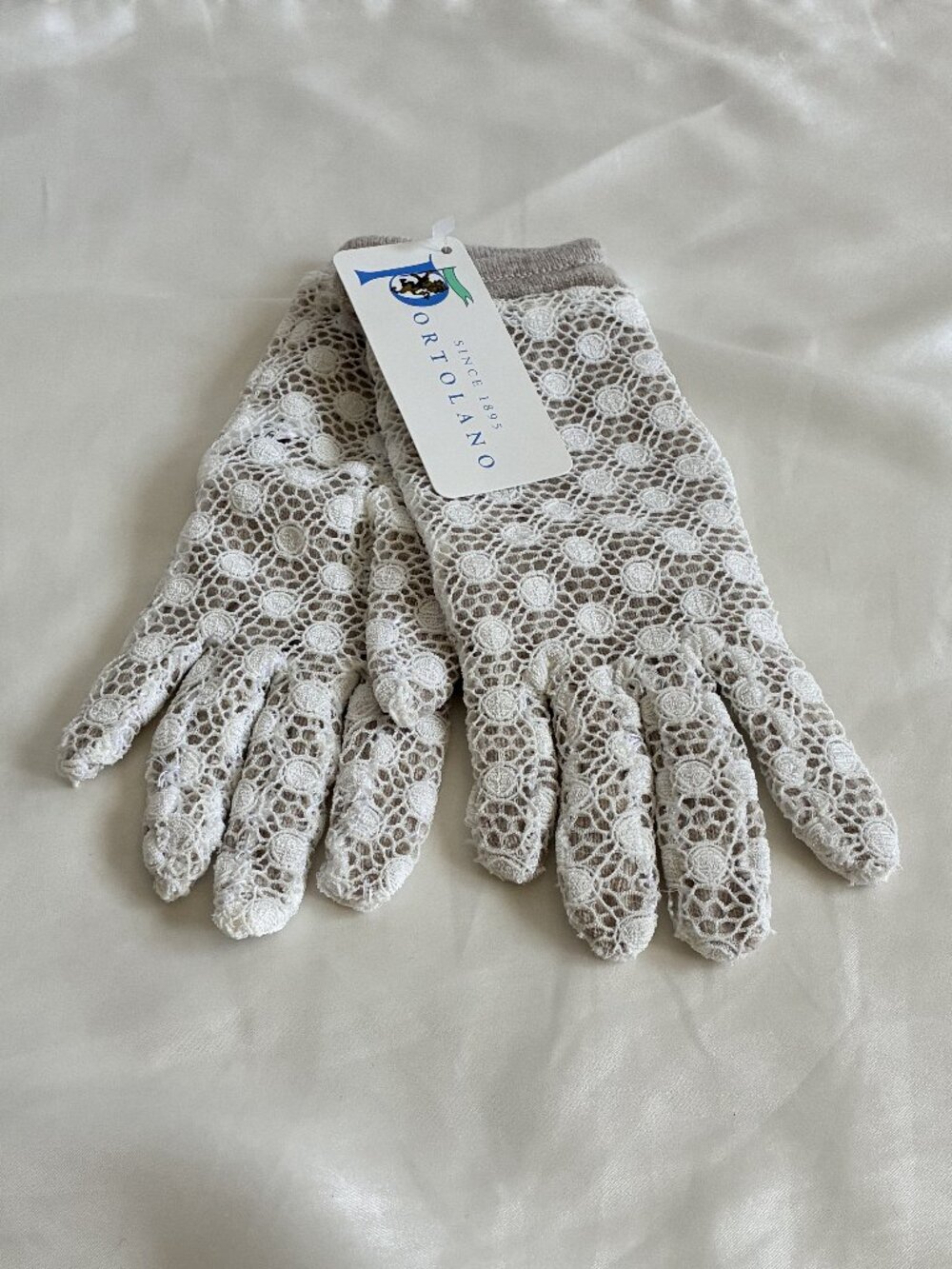 Portolano Lace Gloves